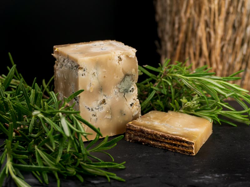 Blauschimmelkäse aus Büffelmilch "Blu di Bufala" Blauschimmelkäse aus Büffelmilch "Blu di Bufala"